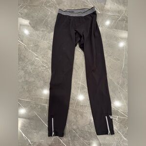 Vuori Leggings Womens Black Gray Camo Stretch Compression Yoga Zip Ankle Medium